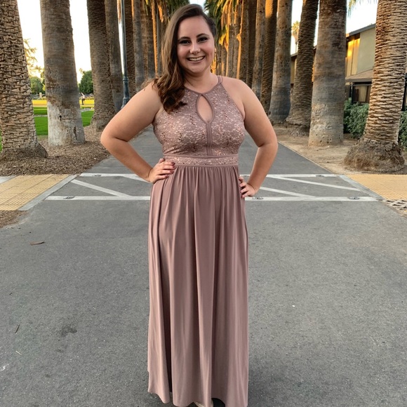 Dresses & Skirts - Mauve sleeveless floor-length formal dress (prom or bridesmaids dress)